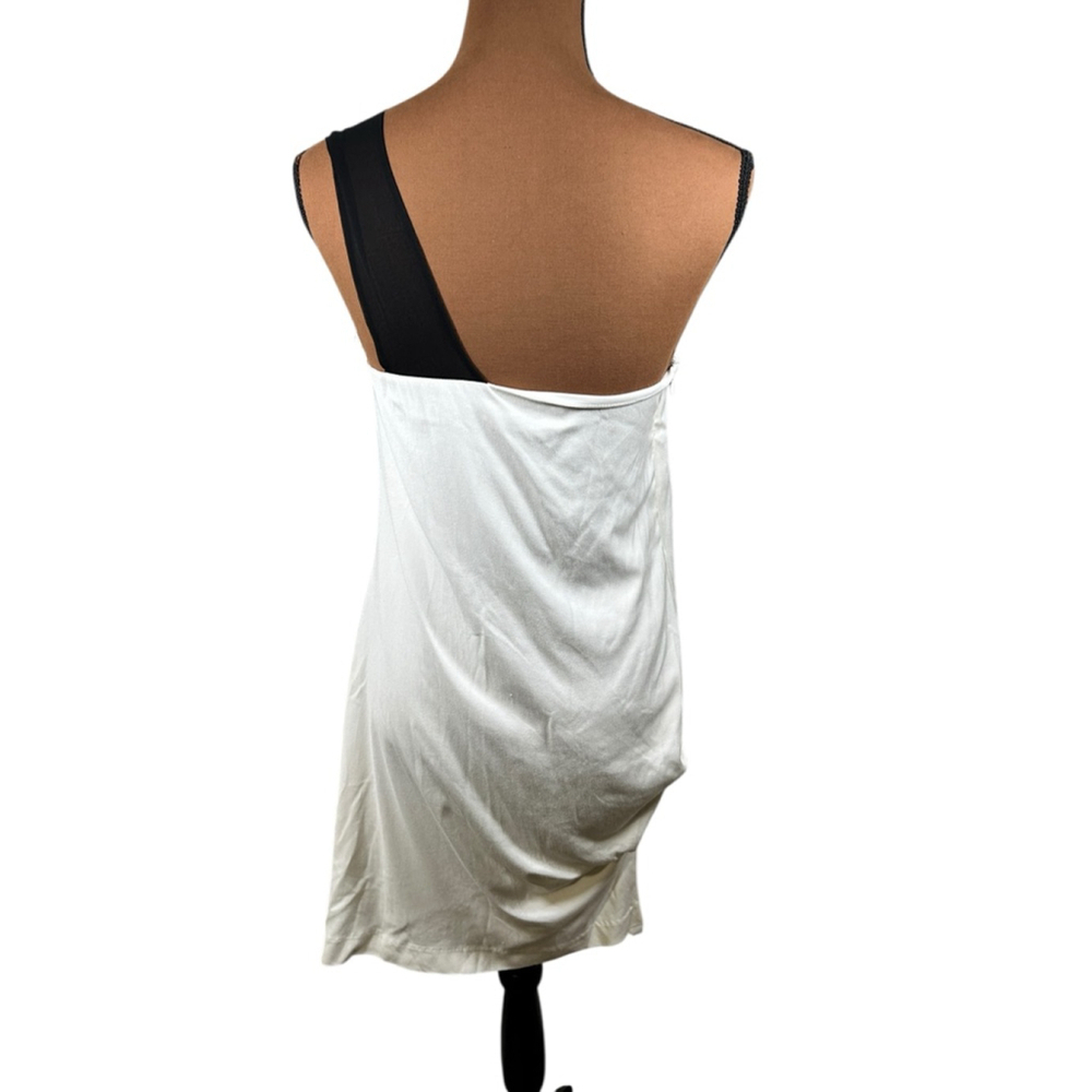 Laila Azhar Ivory One Shoulder Gathered Side Drape Dress 6 - Picture 3 of 9